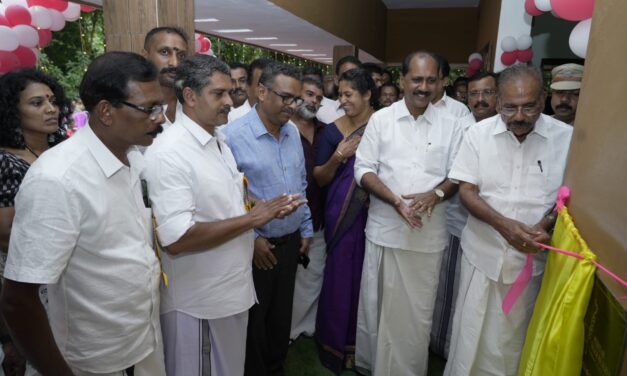 വന്യജീവി ആക്രമണം: പ്രതിരോധ പ്രവർത്തനങ്ങൾക്കാണ് മുൻഗണനയെന്ന്  എ.കെ. ശശീന്ദ്രൻ    ഏയ്ഞ്ചൽവാലി വനവിജ്ഞാന വ്യാപനകേന്ദ്രം ഉദ്ഘാടനം ചെയ്തു