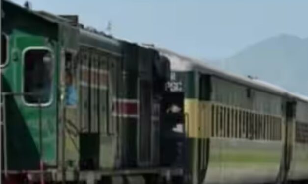 പാക്കിസ്ഥാനിൽ ഭീകരർ ട്രെയിൻ റാഞ്ചി; 450 പേരെ ബന്ദികളാക്കി, സുരക്ഷാ ഉദ്യോഗസ്ഥരെ കൊലപ്പെടുത്തി