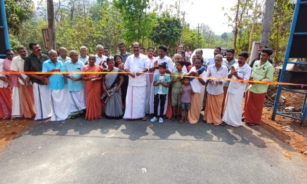 കാളകെട്ടി ശ്രീ ശിവപാര്‍വതി ക്ഷേത്രത്തിലേക്കുള്ള റോഡ് സഞ്ചാരയോഗ്യമാക്കി ഉദ്ഘാടനം ചെയ്തു