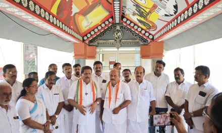 ഫ്രാൻസിസ് ജോർജ് എം.പി, മോൻസ് ജോസഫ് എം.എൽ.എ അടക്കമുള്ള സംഘത്തെ സയൻസ് സിറ്റിക്കുളിൽ പ്രവേശിപ്പിച്ചില്ല; അവകാശ ലംഘനത്തിന് സ്പീക്കര്‍ക്ക് നോട്ടീസ് നല്‍കുമെന്ന് മോൻസ് ജോസഫ് എം.എല്‍.എ