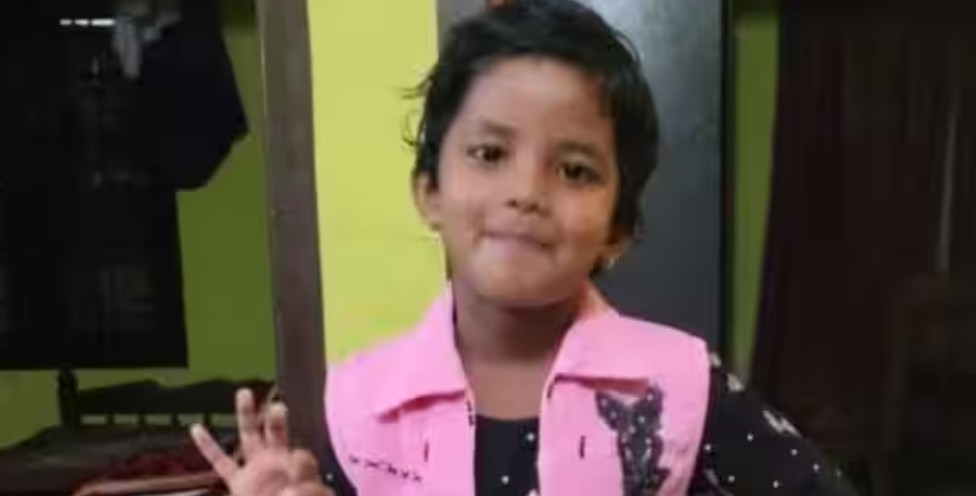 എറണാകുളം തിരുവാങ്കുളത്ത് അമ്മയ്‌ക്കൊപ്പം യാത്ര ചെയ്ത മൂന്നുവയസ്സുകാരിയെ കാണാതായി ; തിരച്ചിൽ ഊർജിതം