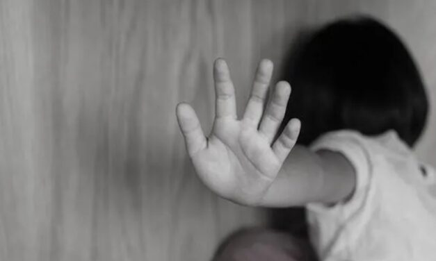 ‘പറ്റിപ്പോയി, മരിക്കുന്നതിന് തലേദിവസവും കുട്ടിയെ ഉപദ്രവിച്ചു’; പോസ്റ്റ്‌‍മോർട്ടത്തിലെ വിവരങ്ങൾ നിർണായകമായി; പീഡനം നടന്നത് വീടിനുള്ളിൽ വെച്ചുതന്നെ ; മൂന്നരവയസ്സുകാരി നേരിട്ടത് അതി ക്രൂര പീഡനം, പ്രതിയുടെ അറസ്റ്റ് രേഖപ്പെടുത്തി