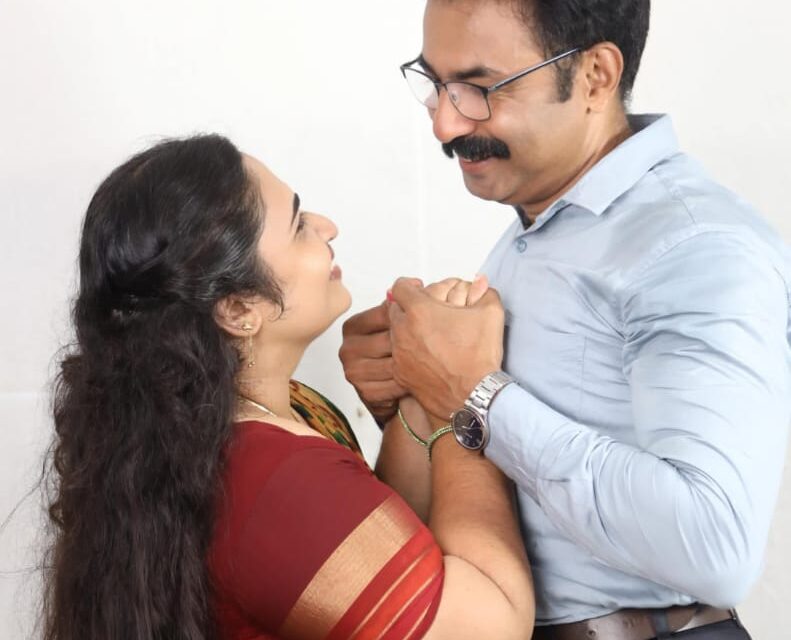 “ആറ് ആണുങ്ങൾ” പ്രിവ്യൂ കഴിഞ്ഞു, മികച്ച അഭിപ്രായങ്ങളുമായി തീയേറ്ററിലേക്ക്