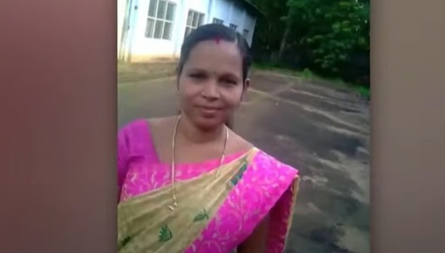 കട്ടിലിനടിയിൽ കൈപ്പത്തി; പ്രിയംവദയുടെ മൃതദേഹം മൂന്നുദിവസം കട്ടിലിന് അടിയില്‍ സൂക്ഷിച്ചു, ദുര്‍ഗന്ധം വരാതിരിക്കാന്‍ ചന്ദനത്തിരിയും കത്തിച്ചു;  മുറികഴുകുമ്പോൾ മുന്നിൽ പോലീസ് : പേടി കാരണം അന്ന് രാത്രി  ഉറങ്ങിയില്ലെന്ന് ഭാര്യാമാതാവ്