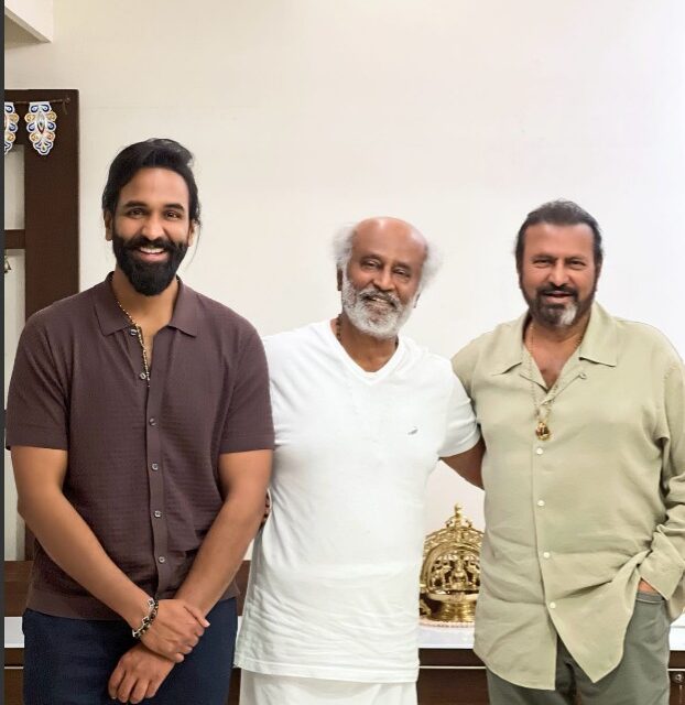 “ഈ ആലിംഗനത്തിനായി ഞാൻ 22 വർഷമായി കാത്തിരിക്കുകയായിരുന്നു”: വിഷ്ണു മഞ്ചു  “കണ്ണപ്പ ഗംഭീരമെന്നു സൂപ്പർ സ്റ്റാർ രജനീകാന്ത്