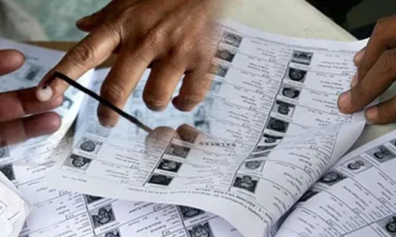 നിലമ്പൂര്‍ ഇന്നു വിധിയെഴുതും; പിണറായിക്കും സതീശനും ഇതു നിര്‍ണായകം