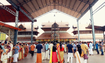 ഗുരുവായൂരില്‍ ദര്‍ശനത്തിന് പണംപറ്റി യൂട്യൂബ് ചാനല്‍ ഗ്രൂപ്പ് .നിയമനടപടിക്ക് ദേവസ്വം.