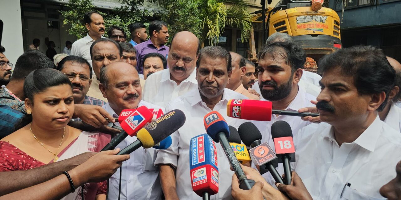 കോട്ടയം മെഡി. കോളജ് കെട്ടിട തകർച്ച :ജുഡീഷ്യൽ അന്വേഷണം വേണമെന്ന് യുഡിഎഫ്