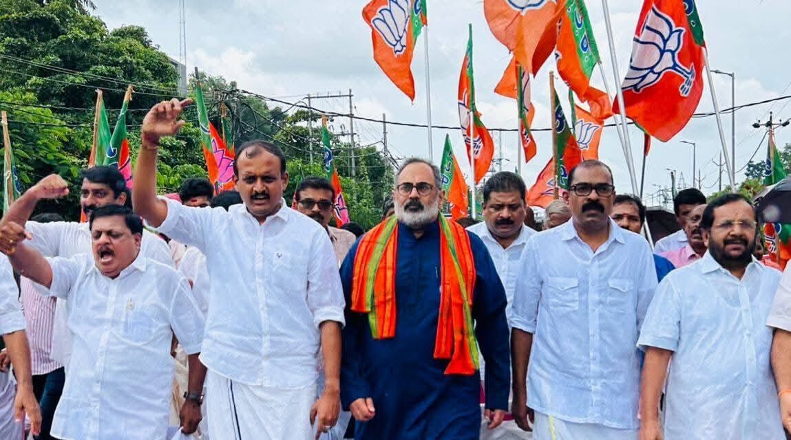 മെഡി.കോളജ് സംഭവം : അന്വേഷണം പൂർത്തിയാകും വരെ ഇരു മന്ത്രിമാരും രാജിവെച്ചു മാറി നിൽക്കണം :ബിജെപി സംസ്ഥാന പ്രസിഡൻറ്