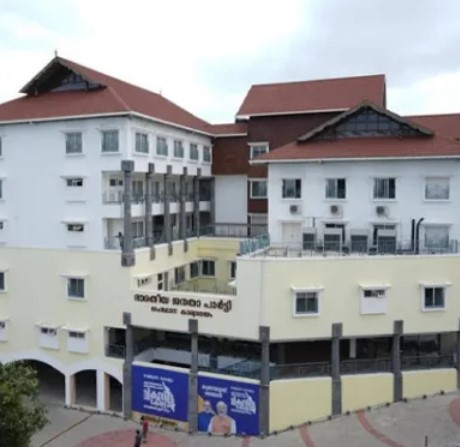 ഏഴുനിലകളില്‍ 60,000 ചതുരശ്ര അടിയില്‍ തലസ്ഥാനത്ത് ബിജെപിയുടെ ആസ്ഥാനമന്ദിരം ഉദ്ഘാടനം ചെയ്ത് കേന്ദ്രമന്ത്രി അമിത് ഷാ.