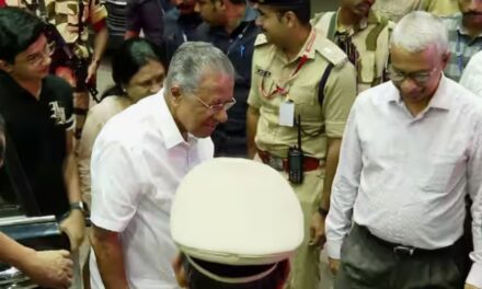 ചികിത്സക്കായി മുഖ്യമന്ത്രി അമേരിക്കയിലേക്ക് പുറപ്പെട്ടു;  ഭരണം ഓൺലൈനിൽ നിയന്ത്രിക്കും, പകരം ചുമതല ആർക്കുമില്ല