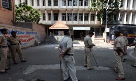 സ്‌കൂളിൽ വിദ്യാർഥിനികളുടെ വസ്ത്രമഴിപ്പിച്ച് ആർത്തവ പരിശോധന; പ്രിൻസിപ്പലും വനിതാ അറ്റൻഡന്റും അറസ്റ്റിൽ