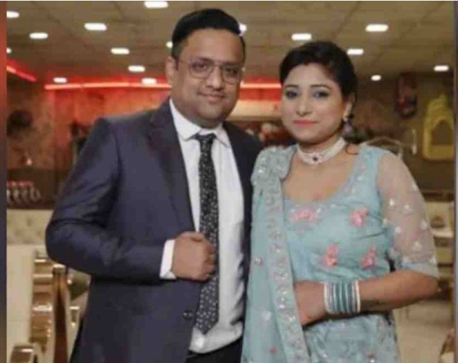 വിവാഹ ബന്ധം വഷളായതോടെ ഭർത്താവിന്‍റെ ബന്ധുവുമായി അടുപ്പം; യുവതിയും കാമുകനും ചേർന്ന് ഭർത്താവിന് ഉറക്കഗുളിക നൽകി കൊലപ്പെടുത്തി, മരണം ഉറപ്പിക്കാൻ ഷോക്കേൽപ്പിച്ചു