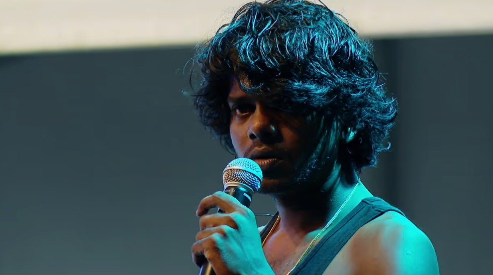 വേടനെതിരെ ബലാത്സം​ഗ കേസ്; രണ്ടു വർഷത്തോളം വിവിധ സ്ഥലങ്ങളിൽ എത്തിച്ച് പീഡിപ്പിച്ചെന്ന് യുവ ഡോകർ ; യുവതിയുടെ പരാതിയിൽ തൃക്കാക്കര പൊലീസ് കേസെടുത്തു