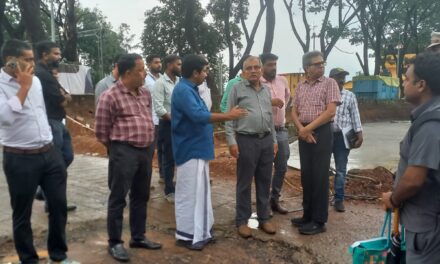 നിലമ്പൂര്‍ തിരുവനന്തപുരം രാജ്യറാണി എക്‌സപ്രസിനും നിലമ്പൂര്‍ കോട്ടയം എക്‌സ്‌പ്രസിനും രണ്ട്‌ വീതം അധിക കോച്ചുകള്‍