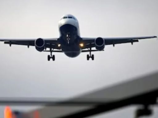 50 യാത്രക്കാരുമായി റഷ്യന്‍ വിമാനം തകര്‍ന്നു വീണു