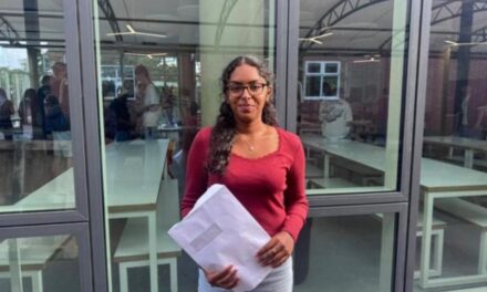 യുകെ ബോൺമൗത്തിലെ മലയാളികൾക്ക് അഭിമാനമായി  അലീറ്റ ആലക്‌സ് തോട്ടുവായിൽ : സൗത്ത്‌ഹാംപ്ടൺ സർവകലാശാലയിൽ മെഡിസിൻ പഠനത്തിനായി പ്രവേശനം നേടി