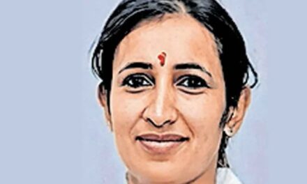 എറണാകുളത്ത് യുവ ഡോക്ടർ ഫ്ലാറ്റിൽ മരിച്ച നിലയിൽ; മൃതദേഹം കണ്ടത് കിടപ്പുമുറിയിൽ