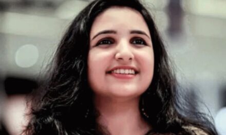 ‘അശ്ലീല സന്ദേശങ്ങള്‍ അയച്ചു, ഹോട്ടലിലേക്ക് ക്ഷണിച്ചു, പരാതി പറഞ്ഞപ്പോൾ ഹൂ കെയേഴ്സ് എന്ന ആറ്റിറ്റ്യൂഡ്’; യുവനേതാവിനെതിരെ ഗുരുതര വെളിപ്പെടുത്തലുമായി യുവ നടി