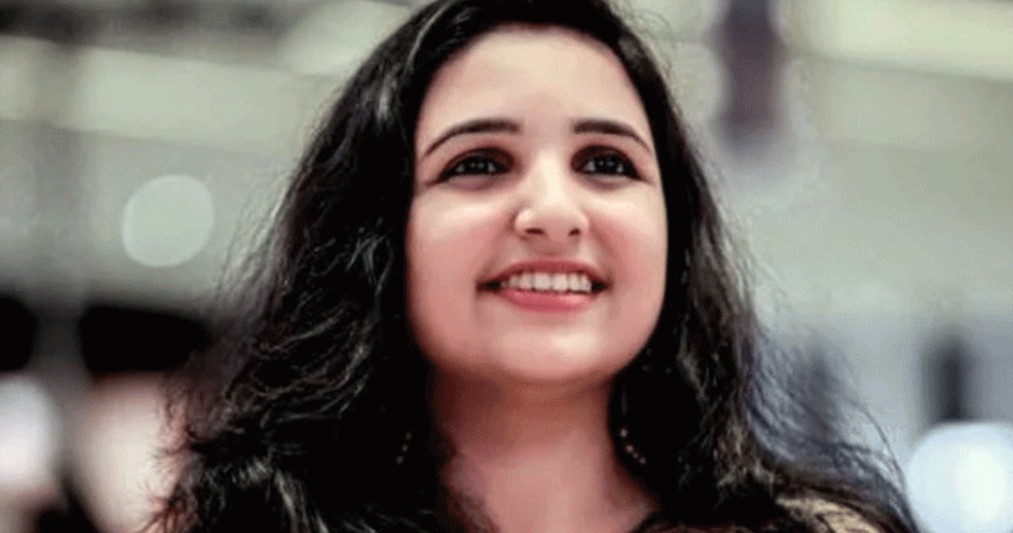 ‘അശ്ലീല സന്ദേശങ്ങള്‍ അയച്ചു, ഹോട്ടലിലേക്ക് ക്ഷണിച്ചു, പരാതി പറഞ്ഞപ്പോൾ ഹൂ കെയേഴ്സ് എന്ന ആറ്റിറ്റ്യൂഡ്’; യുവനേതാവിനെതിരെ ഗുരുതര വെളിപ്പെടുത്തലുമായി യുവ നടി