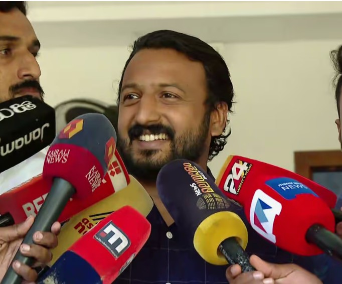 പെണ്‍കുട്ടികളെ പിന്തുടര്‍ന്നു ശല്യപ്പെടുത്തി; രാഹുൽ മാങ്കൂട്ടത്തിലിനെതിരെ  കേസെടുത്തു
