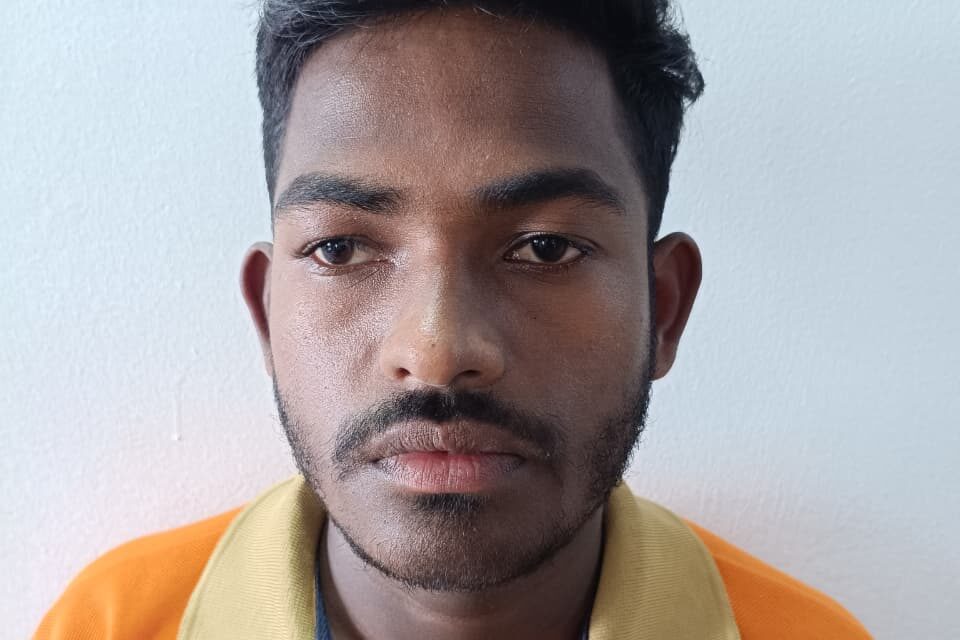 ഒന്നരക്കിലോ കഞ്ചാവുമായി ഒഡീഷ  തൊഴിലാളി പിടിയിൽ