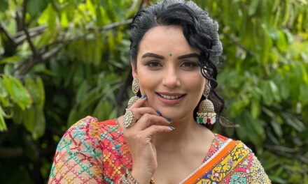 അമ്മയുടെ അധ്യക്ഷയായി ശ്വേത, സത്യവാചകം ചൊല്ലികൊടുത്ത് ദേവന്‍