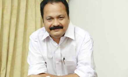 വേളാങ്കണ്ണി പോയി മടങ്ങിയത് കുടുംബത്തൊടൊപ്പം, ട്രെയിനില്‍ വച്ചു ഹൃദയാഘാതം