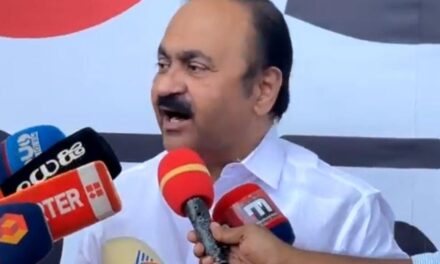 ഡിവൈഎഫ്ഐ നേതാക്കളെയും പോലീസ് മർദ്ദിച്ചു കൊല്ലുന്നു: വിഡി സതീശൻ