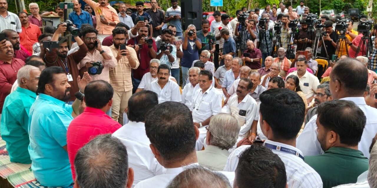 കേന്ദ്രതലത്തില്‍ ദേവസ്വം ബോര്‍ഡ്, പാലായില്‍ കലുങ്കു സംവാദം നടത്തി സുരേഷ് ഗോപി