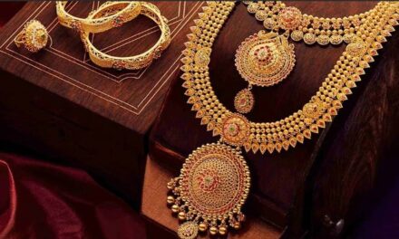 പിടിവിട്ട് പൊന്ന്! ഗ്രാമിന് 10000 കടന്നു, പവന് 80880 രൂപയായി : ഒരൊറ്റ ദിവസത്തെ വര്‍ധന 1,000 രൂപ