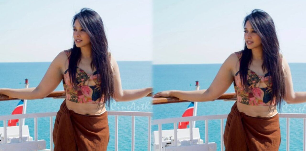 സ്റ്റൈലിഷ് ലുക്കിൽ നൈല ഉഷ : വൈറൽ