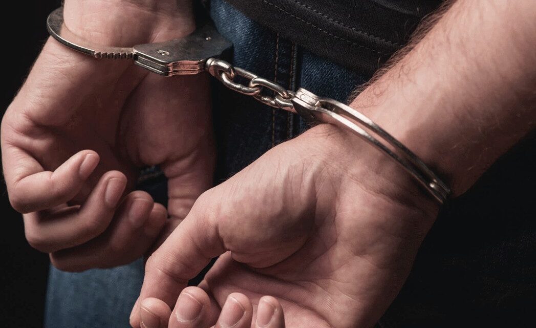 പെൺകുട്ടിയുടെ കഴുത്തിൽ മഞ്ഞ ചരട് കെട്ടി വിവാഹം കഴിച്ചതായി വിശ്വസിപ്പിച്ചു, പീഡിപ്പിച്ച് ഗർഭിണിയാക്കി; പ്രതി പിടിയിൽ