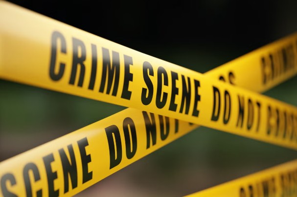 ചങ്ങലയില്‍ കൈകാലുകള്‍ ബന്ധിച്ച നിലയില്‍ മൃതദേഹം; പുനലൂരിൽ റബ്ബർ തോട്ടത്തിൽ സ്ത്രീയുടേതെന്ന് സംശയിക്കുന്ന അജ്ഞാത മൃതദേഹം : ദിവസങ്ങളോളം പഴക്കം