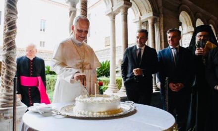 ലെയോ പതിനാലാമന്‍ പാപ്പയ്ക്ക് ജന്മദിന ആശംസ നേര്‍ന്നു ലോകം