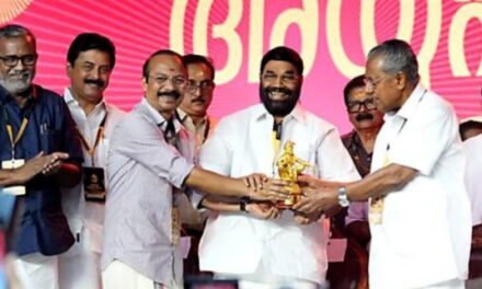 അയ്യപ്പനെ ചേര്‍ത്തുപിടിച്ചു പിണറായി. ഹൈന്ദവ വോട്ട് പിടിക്കാന്‍ അരയും തലയും മുറുക്കി സിപിഎം.അമ്പരന്ന് സ്തംബ്ധരായി ബിജെപി