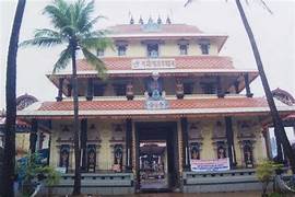 ചോറ്റാനിക്കര ക്ഷേത്രപരിസരം വൃത്തിഹീനമെന്ന്: ആശങ്ക പ്രകടിപ്പിച്ച് ഹൈക്കോടതി