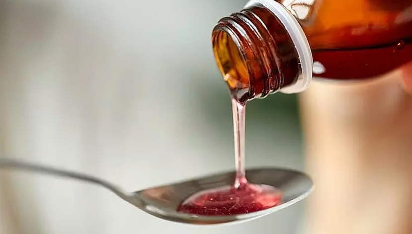 കഫ് സിറപ്പിൽ കർശന നിർദേശങ്ങളുമായി കേരളം; ഡോക്ടറുടെ കുറിപ്പടിയില്ലാതെ കുട്ടികള്‍ക്ക് മരുന്ന് നൽകരുത്, അടിയന്തര റിപ്പോര്‍ട്ട് സമര്‍പ്പിക്കാൻ സമിതി