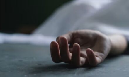 രോഗിയായ ഭാര്യയെ കഴുത്തു ഞെരിച്ച് കൊന്നു; ശേഷം ആശുപത്രി കെട്ടിടത്തിൽനിന്ന് ചാടിയ ഭർത്താവും മരിച്ചു; സാമ്പത്തികപ്രതിസന്ധിയെന്ന് സൂചന