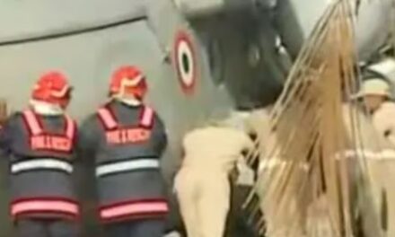 രാഷ്ട്രപതിയുടെ ഹെലികോപ്റ്ററിൻ്റെ ചക്രങ്ങൾ കോൺക്രീറ്റിൽ താഴ്ന്നു: പോലീസും ഫയർഫോഴ്സും ചേർന്ന് തള്ളി നീക്കി