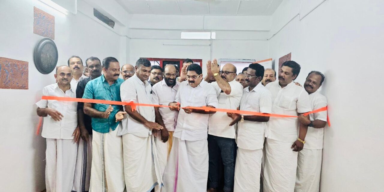 ഒഴിവാക്കേണ്ട ഹിജാബ് വിവാദം ആളിക്കത്തിച്ച്‌ ക്രിസ്ത്യന്‍ – മുസ്ലീം വിഭാഗീയതക്ക് വഴിയൊരുക്കിയത് ഷോൺ ജോർജും സെന്റ് റീത്താസ് സ്കൂൾ പിടിഎ പ്രസിഡണ്ടും : സജി മഞ്ഞക്കടമ്പിൽ