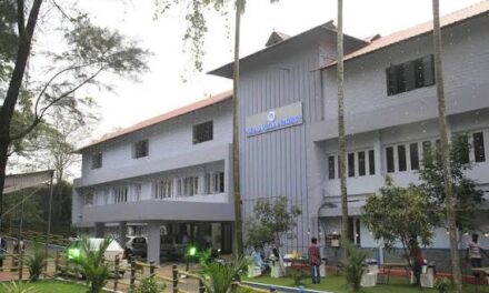 മീഡിയ അക്കാദമി പുനസംഘടനയിൽ വിവാദം: മുഖ്യമന്ത്രിക്ക് കത്ത് എഴുതി പത്രപ്രവർത്തക യൂണിയൻ