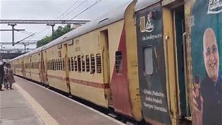 വൈക്കം റോഡില്‍ പരശുറാമിന് സ്റ്റോപ്പ്