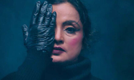 ലേഡി വിത്ത് ദ വിങ്‌സ്: സ്ത്രീപക്ഷ സിനിമയുമായി സ്ത്രീ സംവിധായിക