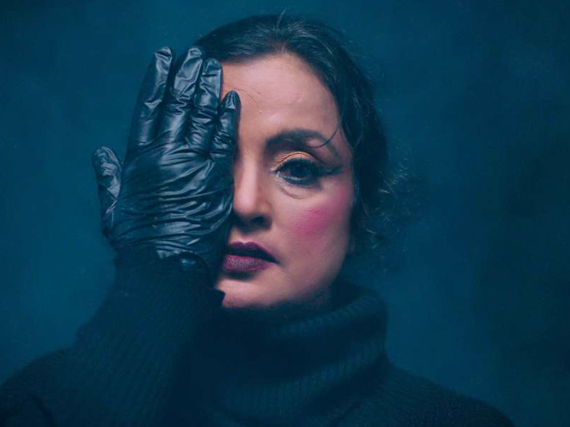 ലേഡി വിത്ത് ദ വിങ്‌സ്: സ്ത്രീപക്ഷ സിനിമയുമായി സ്ത്രീ സംവിധായിക