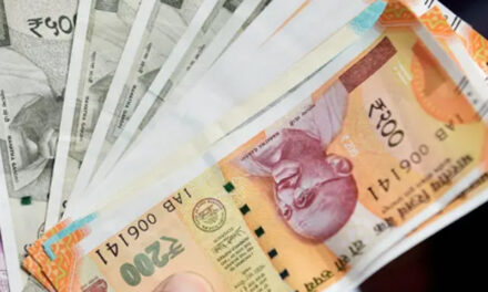 തദ്ദേശ തെരഞ്ഞെടുപ്പ് അടുത്തതോടെ ക്ഷേമ പെന്‍ഷന്‍ 1600ല്‍നിന്ന് 400രൂപ കൂട്ടി 2000 ആക്കാന്‍ സര്‍ക്കാര്‍ ആലോചിക്കുന്നതായി സൂചന, പങ്കാളിത്ത പെന്‍ഷന്‍ പിന്‍വലിക്കാനും ഒരു ഗഡു ക്ഷാമബത്ത അനുവദിക്കാനും സാദ്ധ്യത