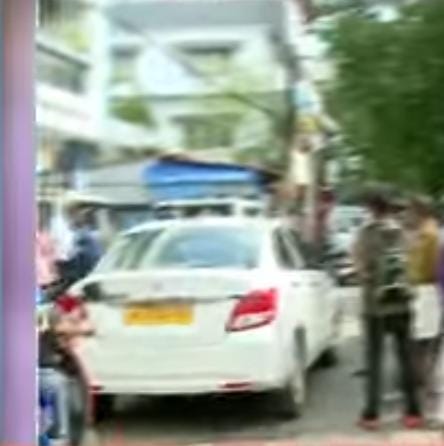 കൊച്ചി തേവരയിൽ ചാക്കിൽ കെട്ടിയ നിലയിൽ സ്ത്രീയുടെ ജഡം