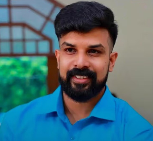 ചേർത്തലയിൽ ടോറസ് ലോറിക്കടിയിൽപ്പെട്ട് യുവാവിന് അന്ത്യം