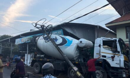 കോട്ടയം പാറേച്ചാൽ ബൈപ്പാസ് റോഡിൽ  അപകടം