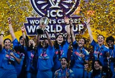   ഇന്ത്യന്‍ പെൺപുലികൾ വനിത ഏകദിനത്തിൽ ദക്ഷിണാഫ്രിക്കയെ 52 റണ്‍സിന് പരാജയപ്പെടുത്തി ചരിത്രത്തിലാദ്യമായി ലോകകപ്പ് കിരീടം ചൂടി